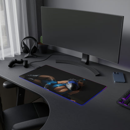 Kitana Schreibtischunterlage – LED RGB-Pad, Waifu Anime-Mädchen Gaming-Setup