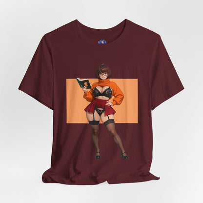 Velma Grafik-T-Shirt | Süßes Nerd-Girl-T-Shirt für Otakus und Retro-Fans | Smart-Heroine-Shirt