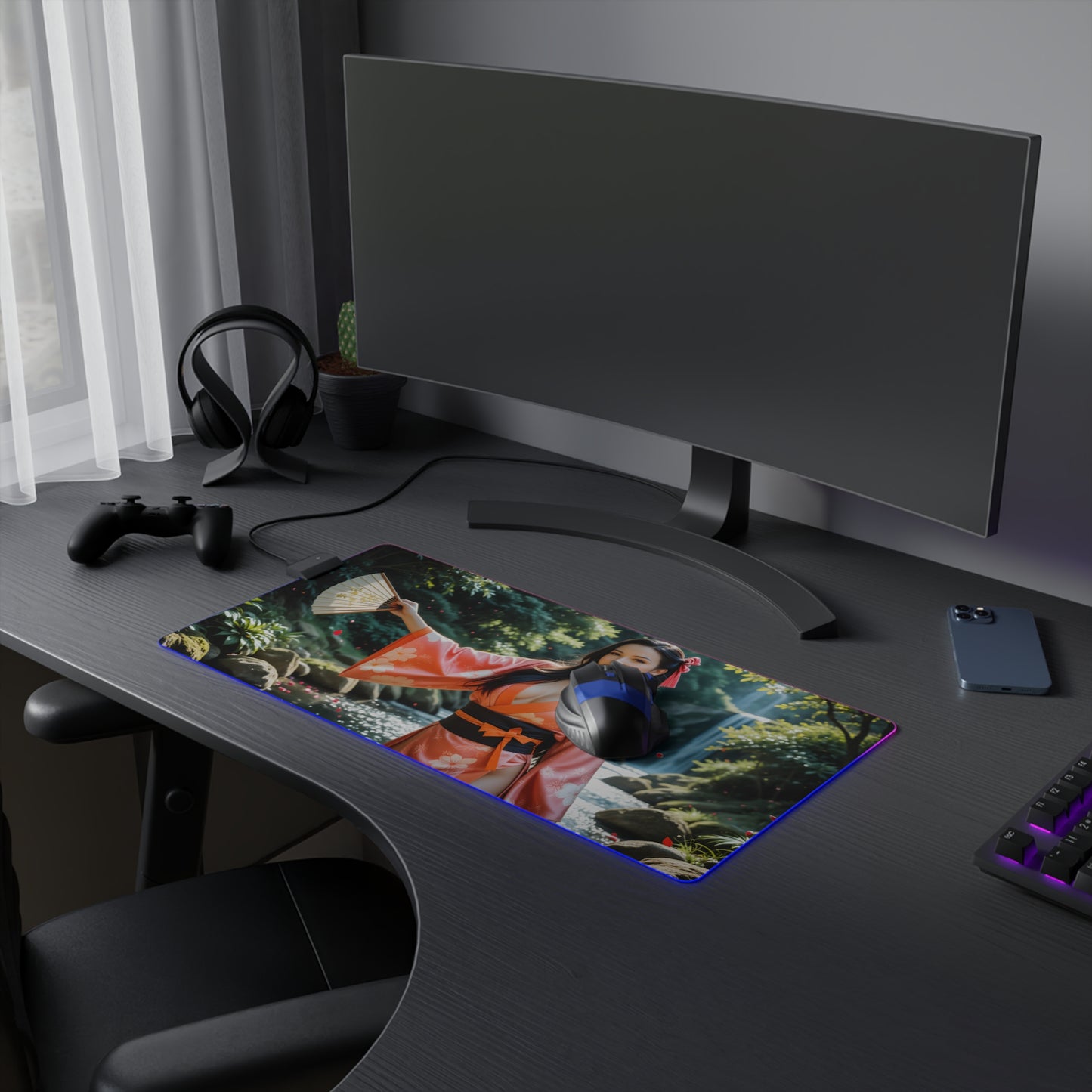 Nezuko Kamado Schreibtischunterlage – LED RGB Pad, Waifu Anime Girl Gaming Setup