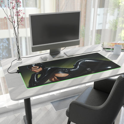 Catwoman-Schreibtischunterlage – LED-RGB-Pad, Waifu-Anime-Girl-Gaming-Setup