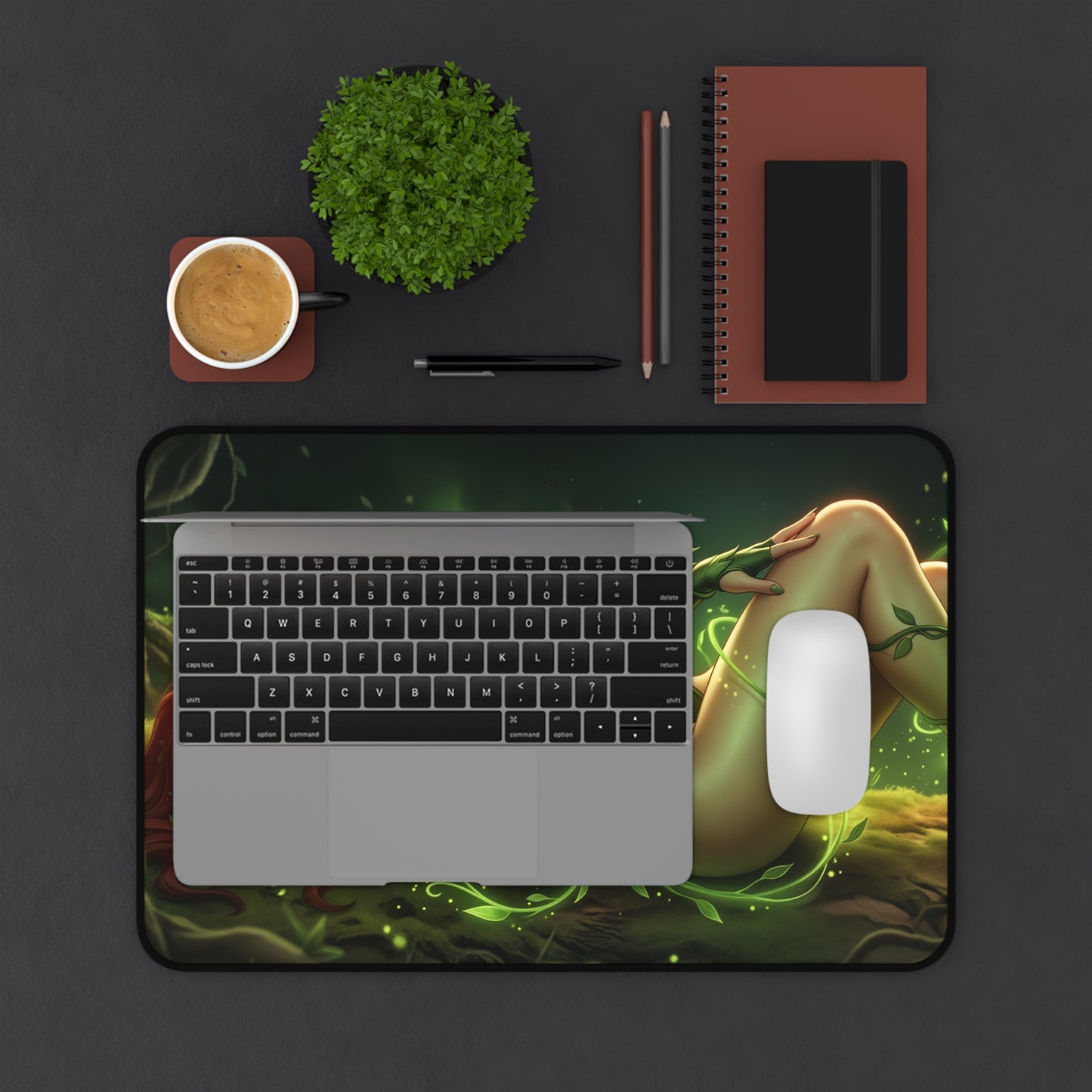 DC Comics Mouse Pad, Poison Ivy Desk Mat, Gamer Gift XXL