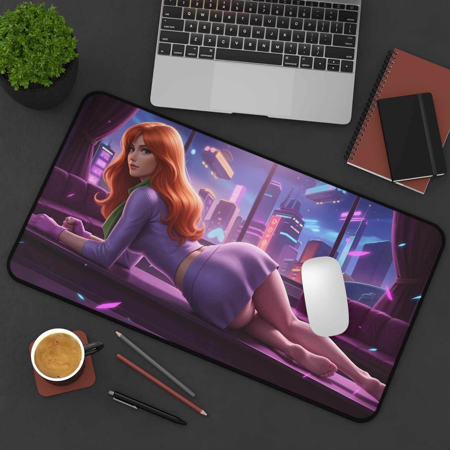 Daphne Blake Mouse Pad – Classic Cartoon Gaming Mouse Pad, Stylish Gamer Desk Decor featuring vibrant Daphne Blake artwork on a premium gaming desk pad