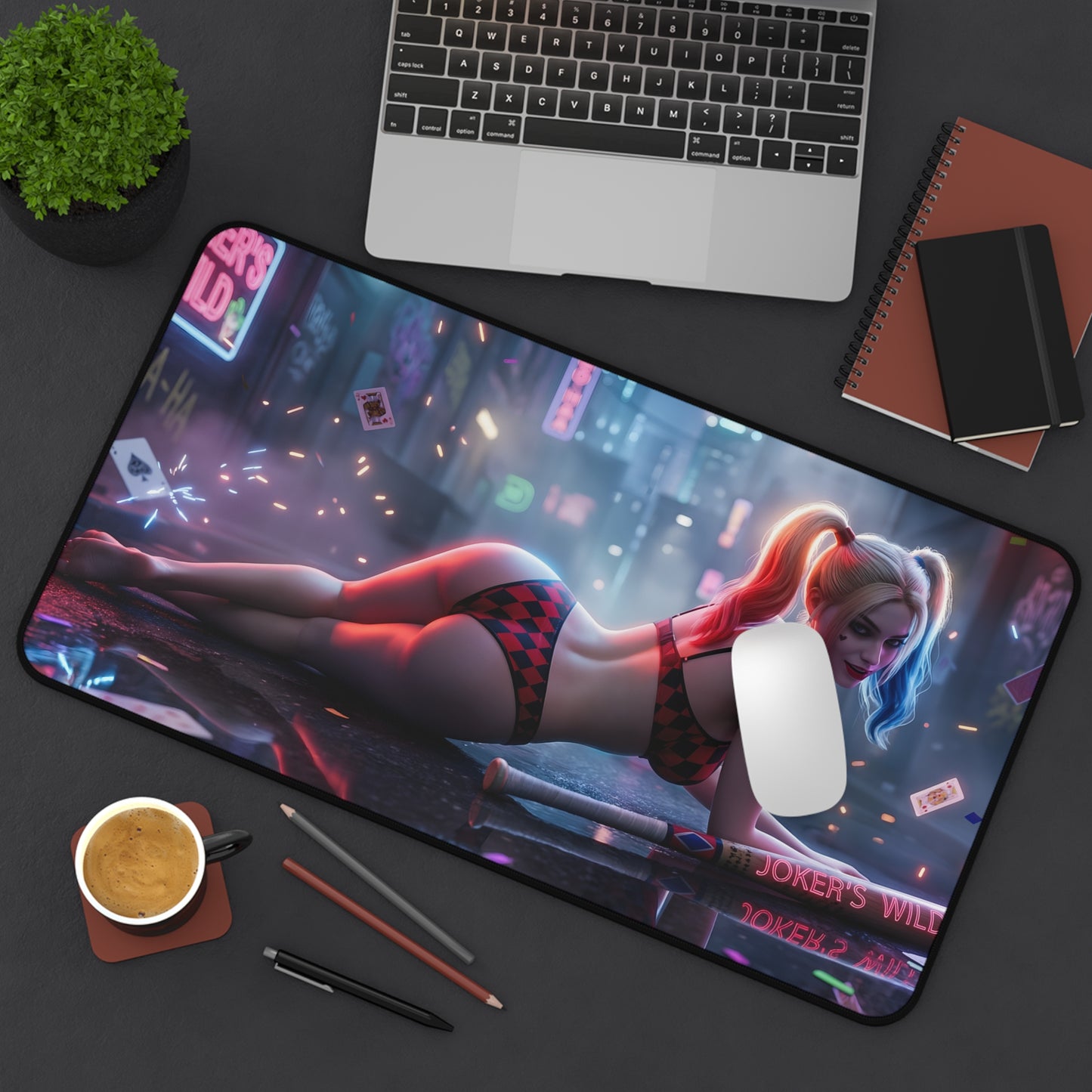 Harley Quinn Mouse Pad – DC Comics Gaming Mouse Pad, Stylish Gamer Desk Decor featuring vivid comic-style Harley Quinn artwork on a large gaming desk mat